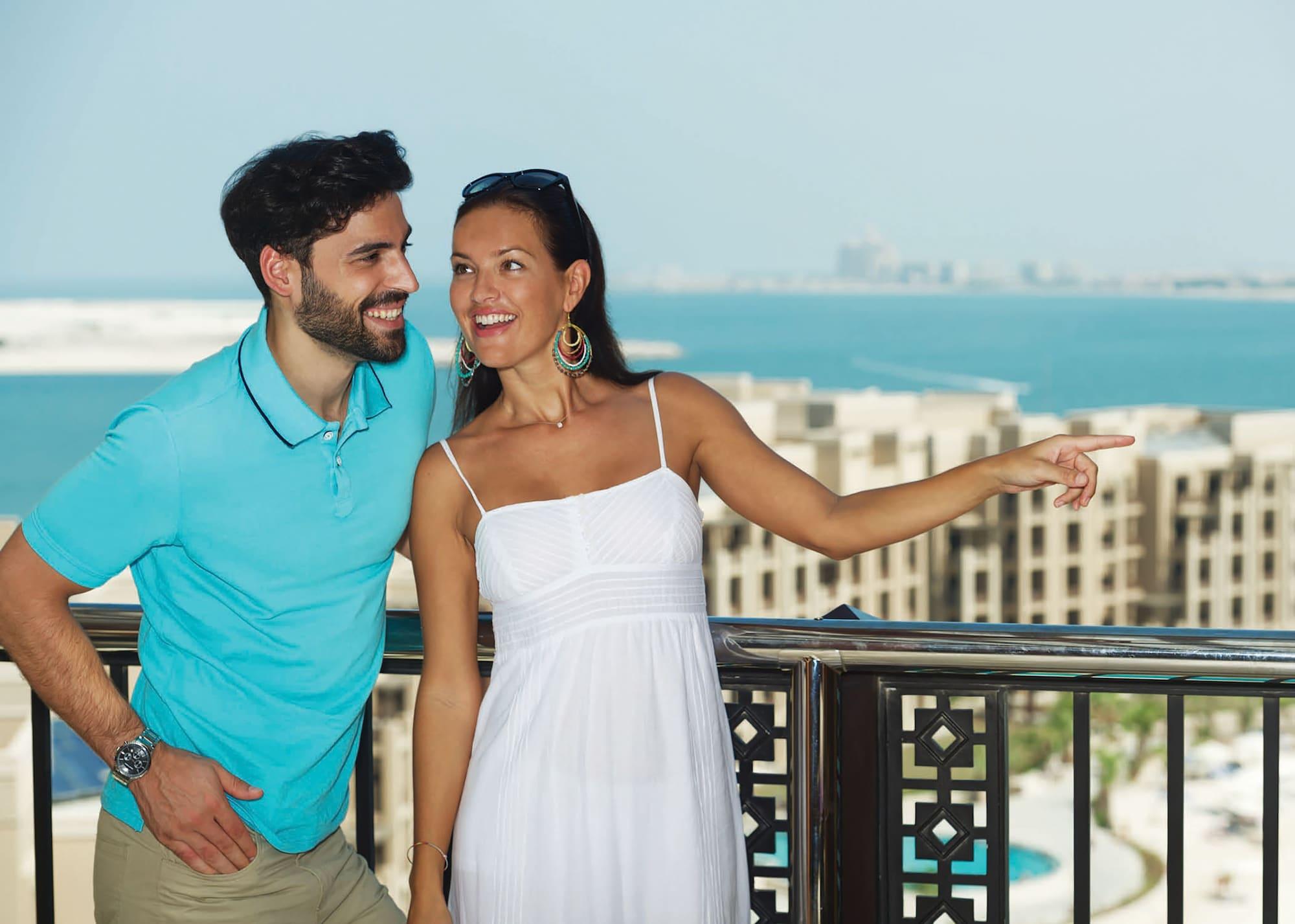 Doubletree By Hilton Resort & Spa Marjan Island Ras al-Khaimah Exterior photo A couple at Jumeirah Beach Hotel