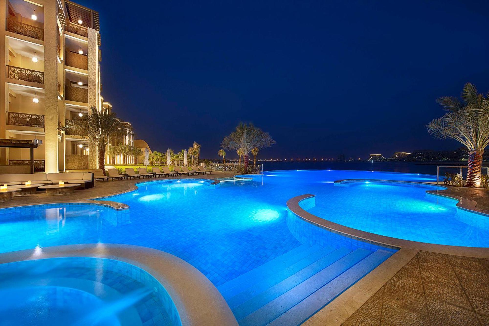 Doubletree By Hilton Resort & Spa Marjan Island Ras al-Khaimah Exterior photo The swimming pool at the hotel